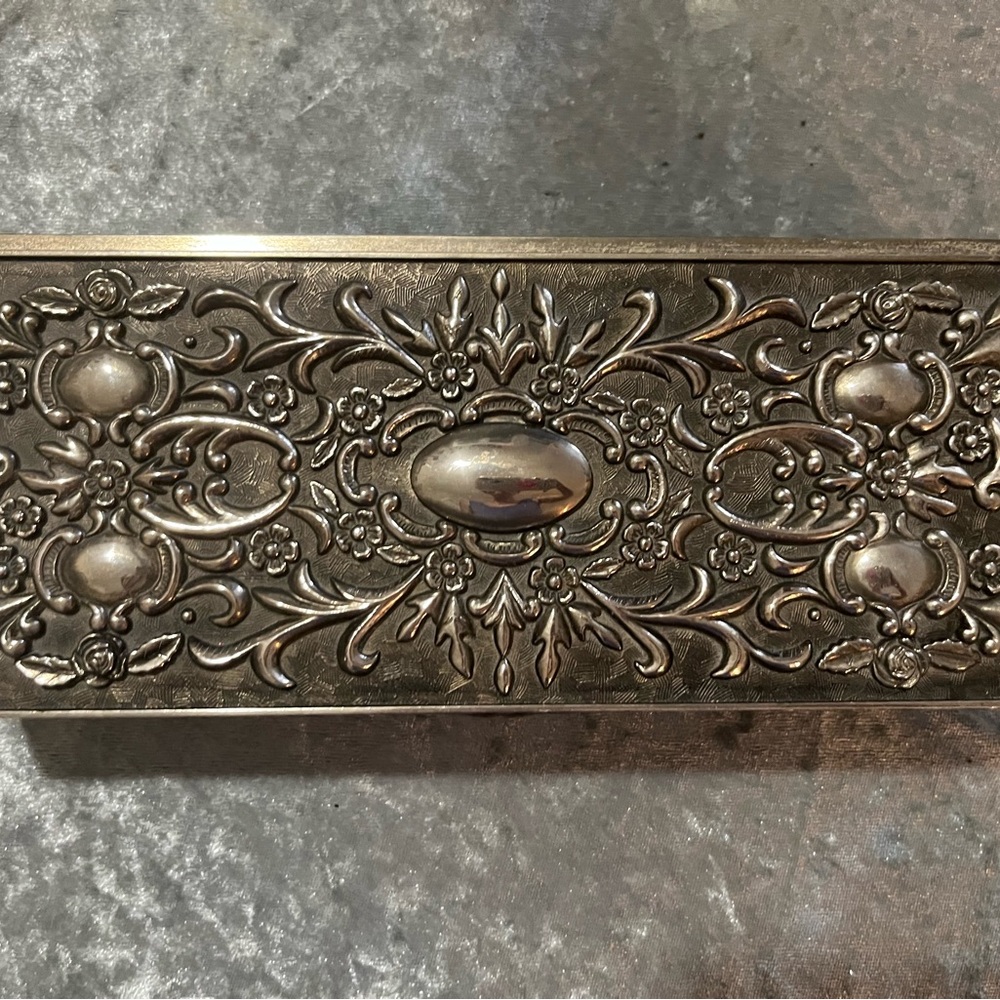Vintage Ornate Silver Floral Design Jewelry Box